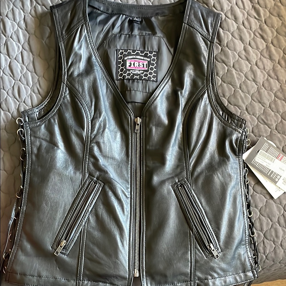 Womens Black Leather Zip-Front Moto Vest